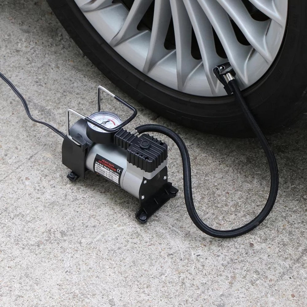 15.000f Compresseur d'air de voiture avec lampe de travailCompresseur À Air 12 volt 781963244